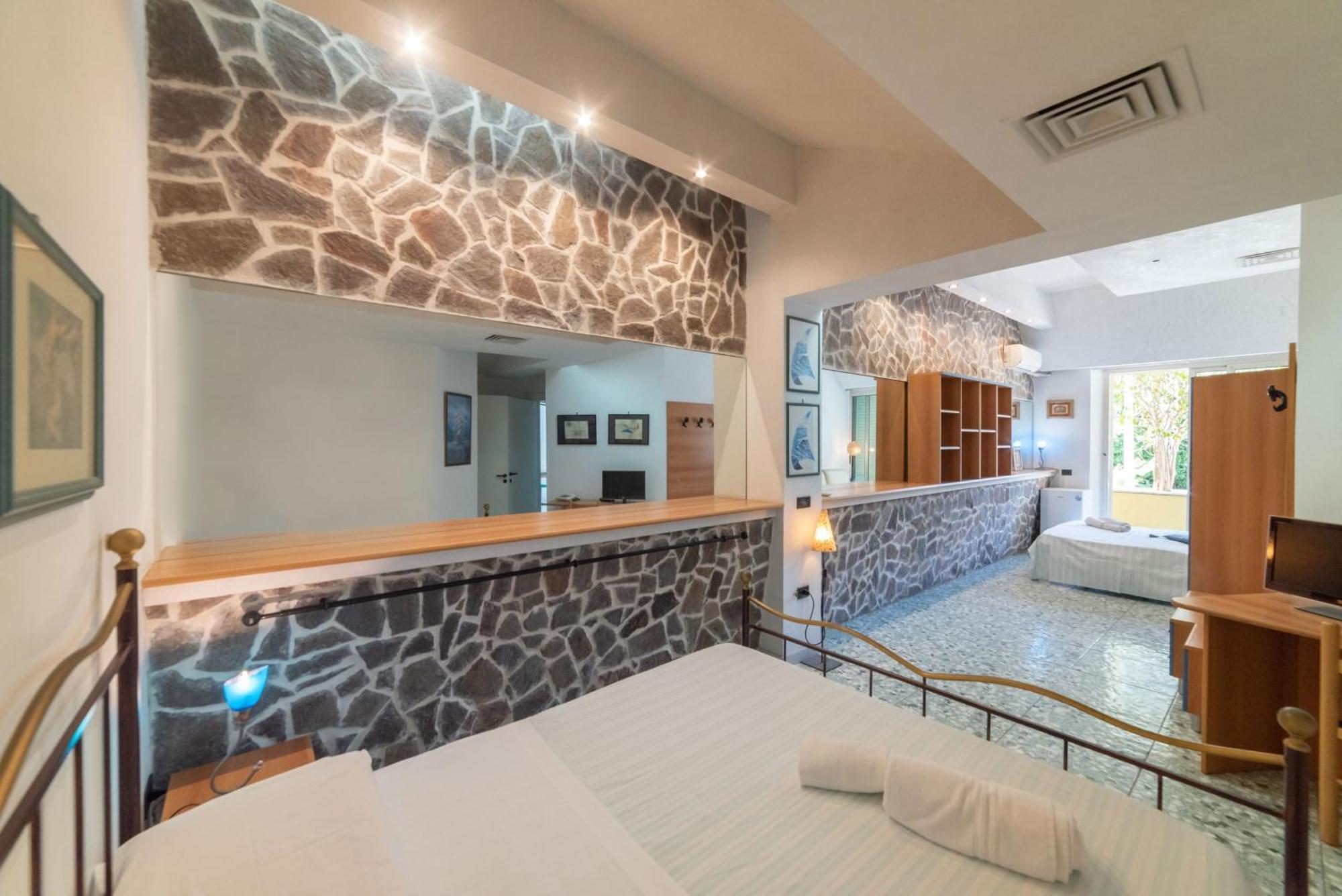 Hotel Pietra Verde Otranto Exterior photo